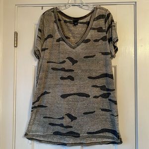 Torrid Camo Print V Neck Tee - Size 1 (XXL)